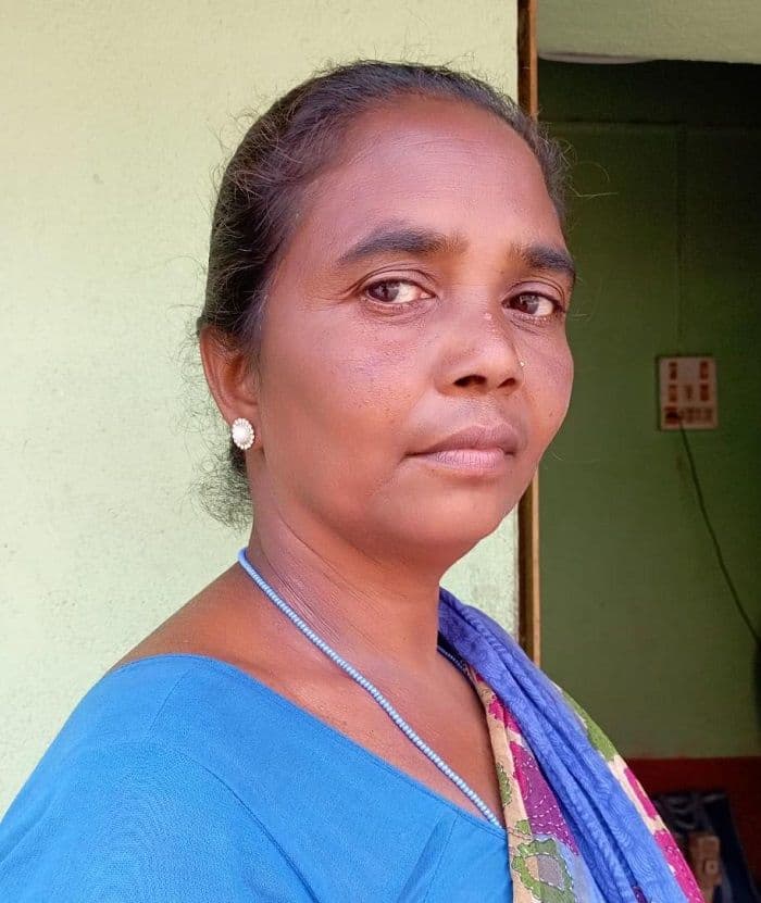 जन मन आवास  निर्माण योजना में बिचौलिया कर रहे है धांधली,, जिप सदस्य वैशागी पहाड़िन 