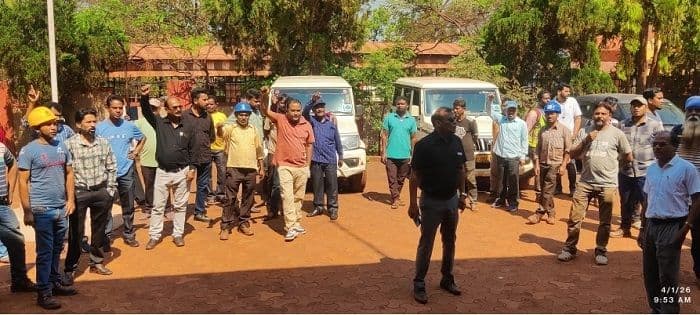 मेघाहातुबुरु में सेस्बीएफ फंड को लेकर श्रमिकों का प्रदर्शन, प्रबंधन पर साजिश का आरोप