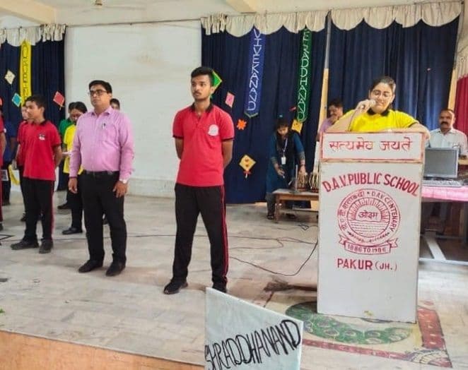 डी ए वी विद्यालय में इसरो के प्रमुख डॉ कस्तूरीरंगन को दी गई श्रद्धांजलि 