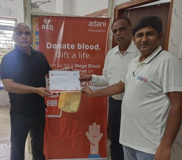 अदाणी समूह ने हजारीबाग में अयोजित किया रक्तदान शिविर