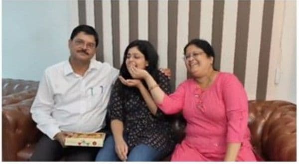 गढ़वा उपायुक्त शेखर जमुआर की बेटी साक्षी जमुआर ने यूपीएससी में हासिल किया 89वां स्थान 
