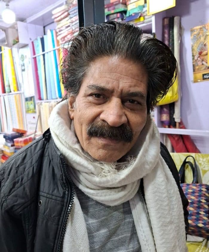 मेदिनीनगर व्यापार मंडल के सचिव विनोद अग्रवाल ने उपायुक्त से ठंड के मद्देनजर स्कूल बंद कराने की मांग की