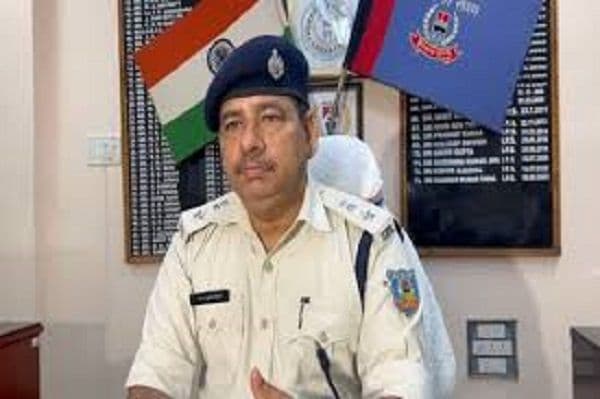 12 घंटे के अंदर हत्याकांड का खुलासा , मुख्य आरोपित सहित छह गिरफ्तार