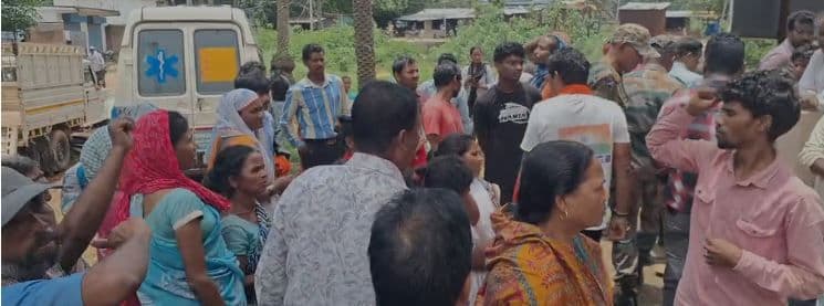 'धक्का मार' सिस्टम ने ली मासूम की जान: चैनपुर CHC में न मिली ऑक्सीजन, न चली एंबुलेंस