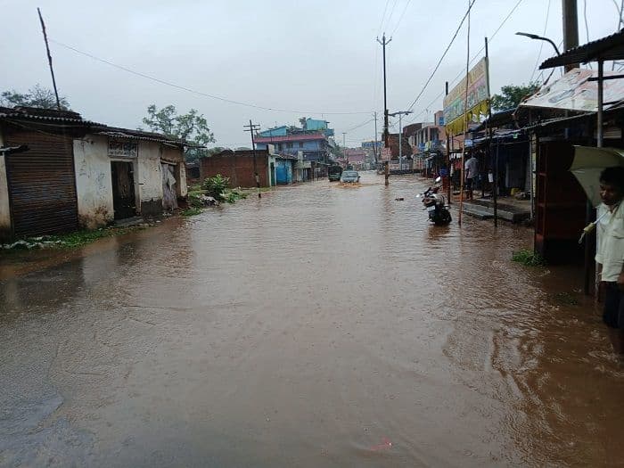 भंडरा में दो दिन की मूसलाधार बारिश से तापमान 12 डिग्री गिरा, जलजमाव से बढ़ी परेशानी