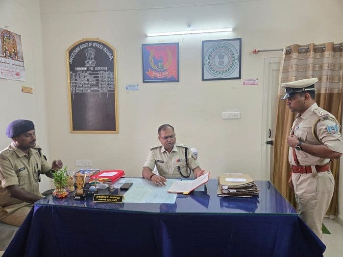 हीरोडीह थाना का एसपी ने किया वार्षिक निरीक्षण, लंबित मामलों के शीघ्र निष्पादन के दिए निर्देश