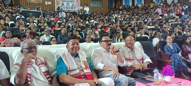 दिल्ली में आदिवासी महासभा के 32वें विश्व आदिवासी दिवस कार्यक्रम में मुख्य अतिथि के रूप में शामिल हुए सांसद सुखदेव भगत  