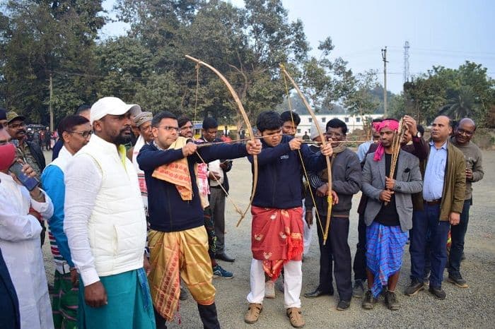 तीन दिवसीय सोहराय महोत्सव का  तिरंदाजी  के साथ हुआ समापन
