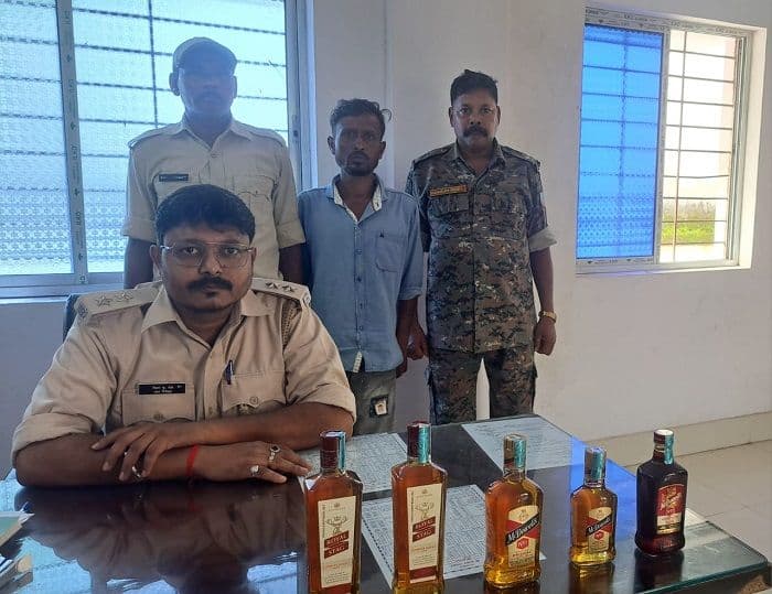 उत्पाद विभाग की बड़ी कार्रवाई अवैध शराब बरामद, दो अभियुक्त न्यायिक हिरासत में भेजे गए