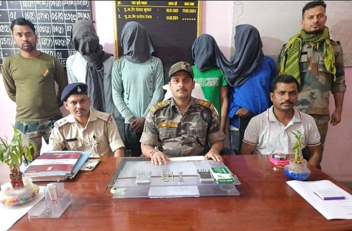 छतरपुर पुलिस ने चोरी छिनतई करने वाले चार लोगों को गिरफ्तार कर भेजा जेल