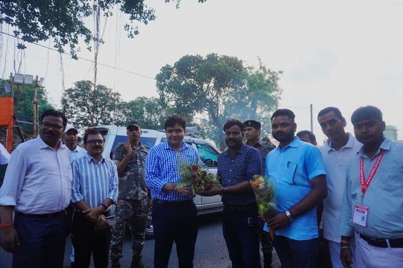 बेटी बचाओ-बेटी पढ़ाओ और रक्तदान… तारापुर दुर्गा पूजा पंडाल बना सामाजिक जागरूकता का संदेशवाहक...