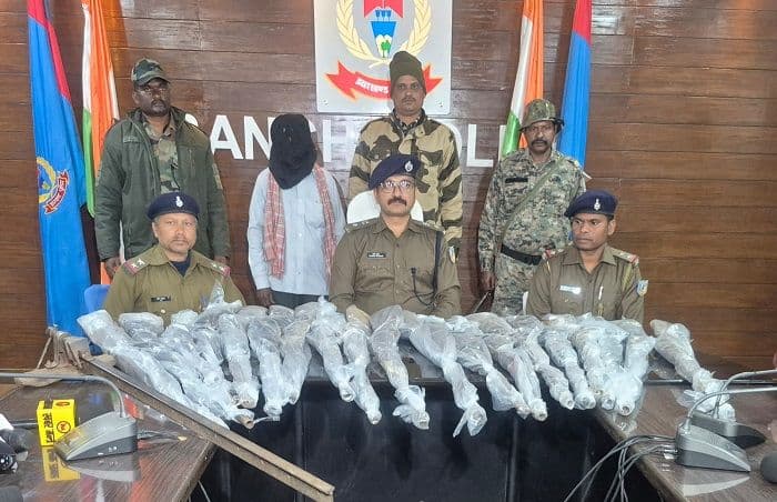 राँची पुलिस ने अनगड़ा थाना क्षेत्र में अवैध हथियार निर्माण और बिक्री का किया खुलासा