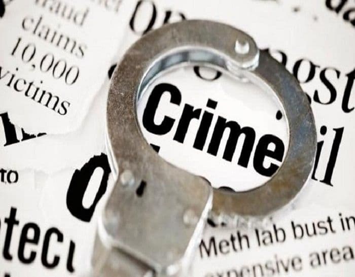 पति बना हैवान, पत्नी की निर्मम हत्या कर फरार
