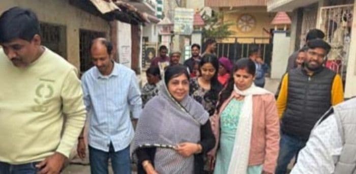 पूनम सिंह का जनसंपर्क अभियान हुआ तेज, मिल रहा अपार जनसमर्थन