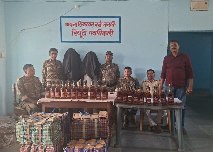 पलामू में हुए रांची के शराब तस्कर हुए गिरफ्तार, पुलिस ने 2 लाख की जब्त की शराब 