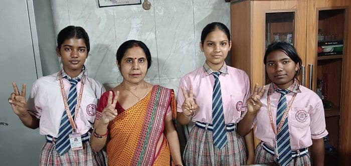 राइज एकेडमी हाई स्कूल का मैट्रिक में शानदार प्रदर्शन