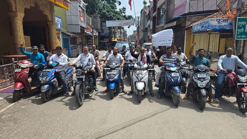 शुभम साहू हत्याकांड के विरोध में लोहरदगा बंद का व्यापक असर