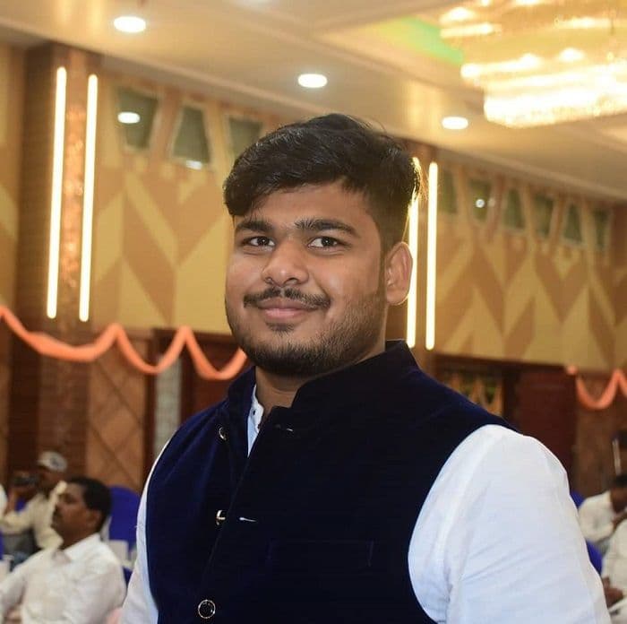 शिक्षा के नाम पर भ्रष्टाचार अपनी चरम सीमा पर:  उत्तम  