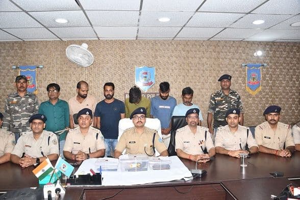 बोकारो में प्रिंस खान-अमन साहू गैंग से जुड़े 7 अपराधी गिरफ्तार, मुठभेड़ में एक घायल