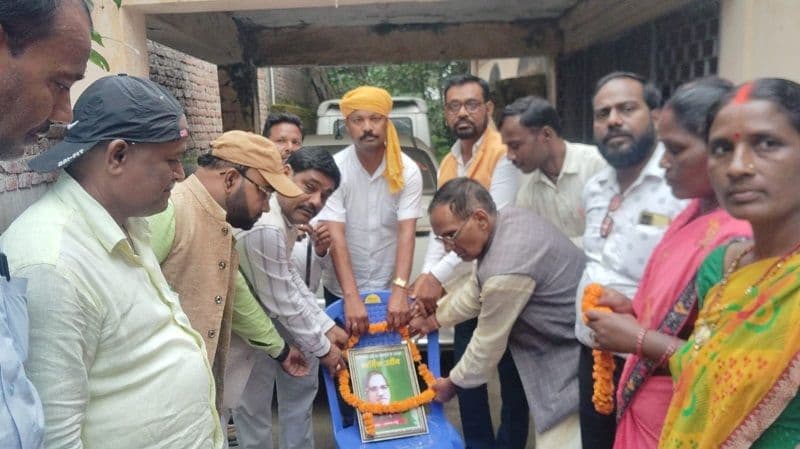 कार्तिक उरांव का मनाया गया जन्मदिन   