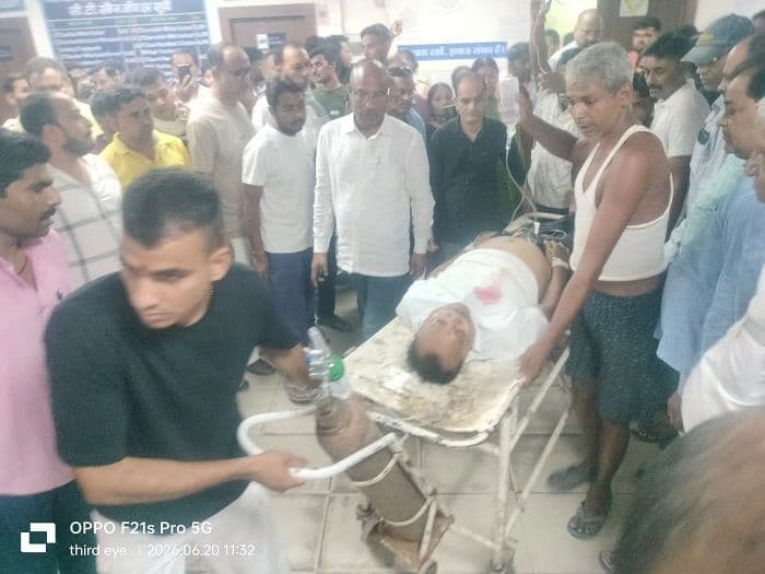 जमीन विवाद में पीएचईडी ठेकेदार को भतीजे ने मारी गोली, हालत गंभीर