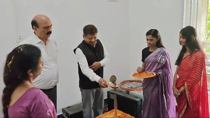अंधविश्वास और अशिक्षा के खिलाफ युवा बनें बदलाव के वाहक : डालसा सचिव
