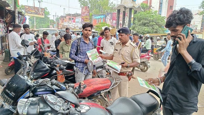 सीआईएसएफ जवान ने ट्रैफिक इंचार्ज समाल अहमद समेत ट्रैफिक जवानों को पीटा, भेजा गया जेल