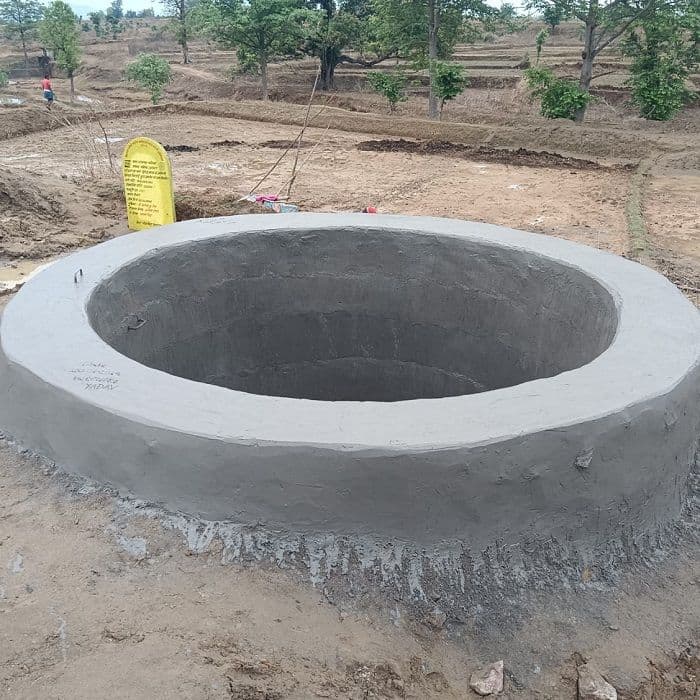 मनरेगा योजना के द्वारा बनाए गए कुआं से भूमि में हो रही है सिंचाई