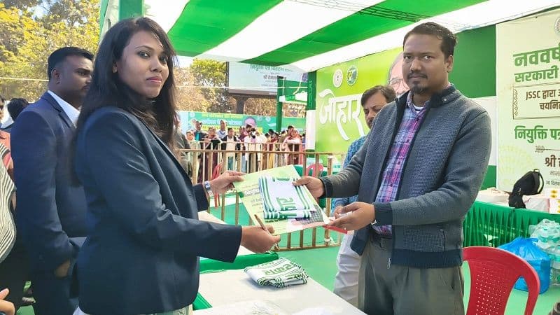 चैनपुर की बेटी कंचन टोप्पो बनीं झारखंड सचिवालय में असिस्टेंट सेक्शन ऑफिसर