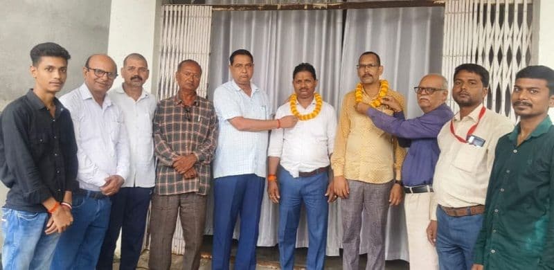 झारखंड पत्रकार संगठन के विनोद सिंह बनें पलामू जिला अध्यक्ष, पत्रकारों ने दी बधाई 