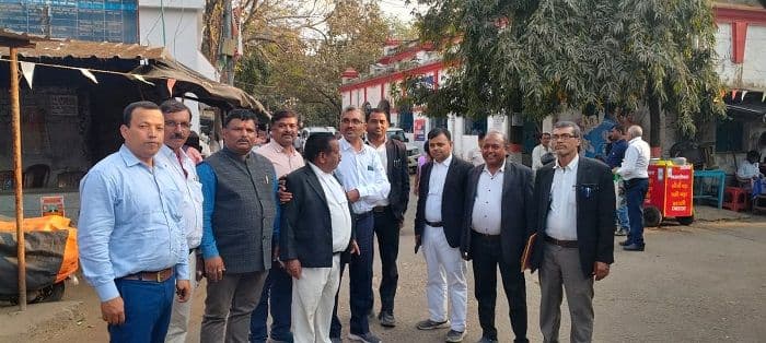 झारखंड राज्य बार काउंसिल चुनाव को लेकर अधिवक्ता मनोज कुमार चौबे का जनसंपर्क अभियान तेज