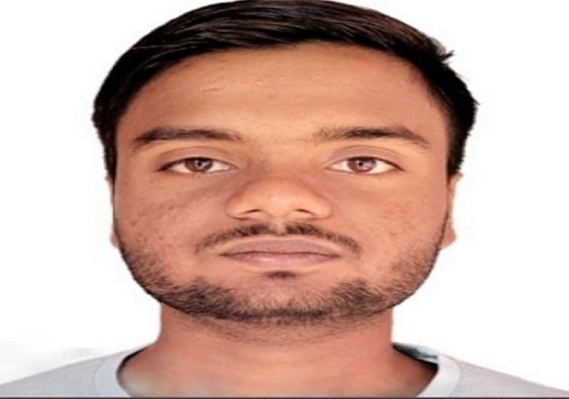 चायवाले के बेटे अंकित कुमार साह बने इंटर साइंस के सेकेंड टॉपर