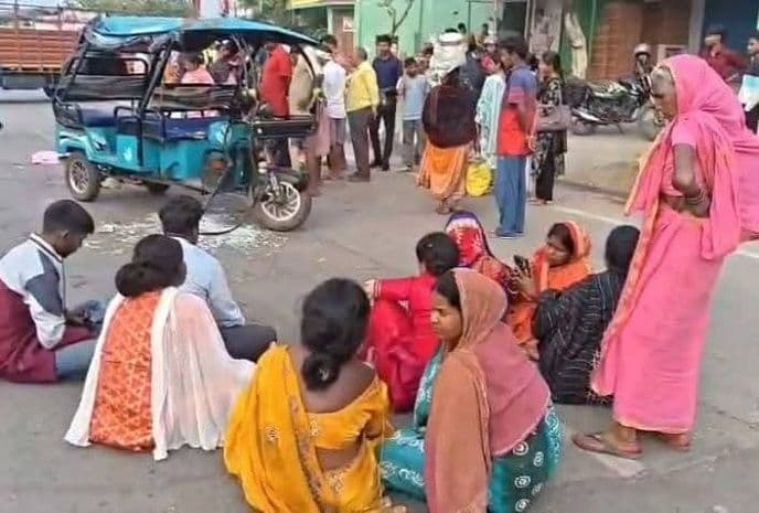 शादी समारोह से लौट रहे 12 वर्षीय बच्चे की सड़क हादसे में मौत