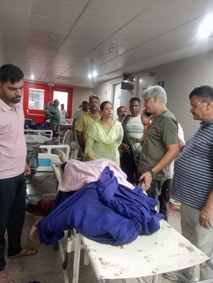  भीषण सड़क हादसे में मंत्री दीपिका पांडेय सिंह की बेटी की मौत