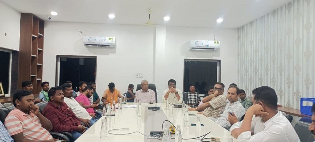 तीसरे दिन भी नॉर्थ कोल ब्लॉक में माइनिंग और ट्रांसपोर्टिंग ठप, बीजीआर कैंप ऑफिस में  वार्ता विफल