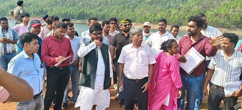 40 साल का सूखा खत्म करने नवगई डैम पहुंची उच्चस्तरीय टीम, राइट कैनल से खेतों तक पानी पहुंचने की जगी आस