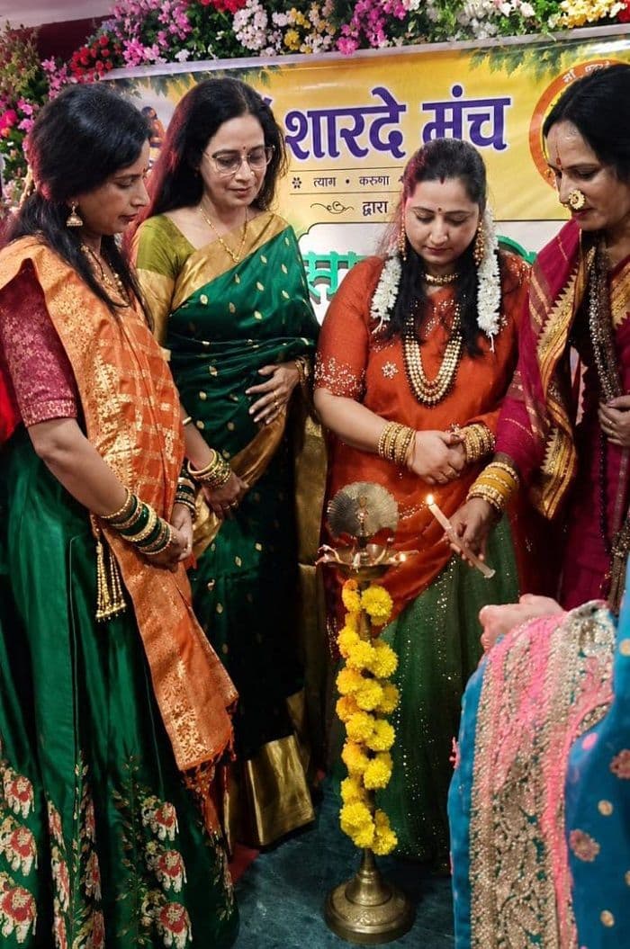 माँ शारदे मंच का सावन मिलन हर्षोल्लास के साथ संपन्न 