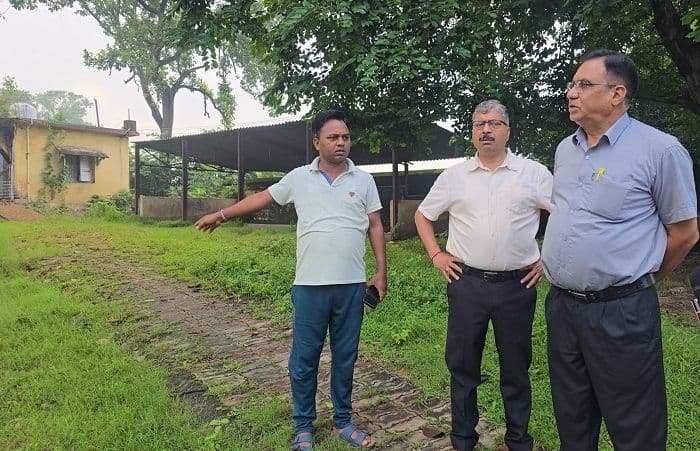 भू-धसान के कगार पर CCL का लंकेस्टर अस्पताल, दो भवन धंसे, 8 पंचायतों में दहशत - भाकपा माले ने खोला मोर्चा