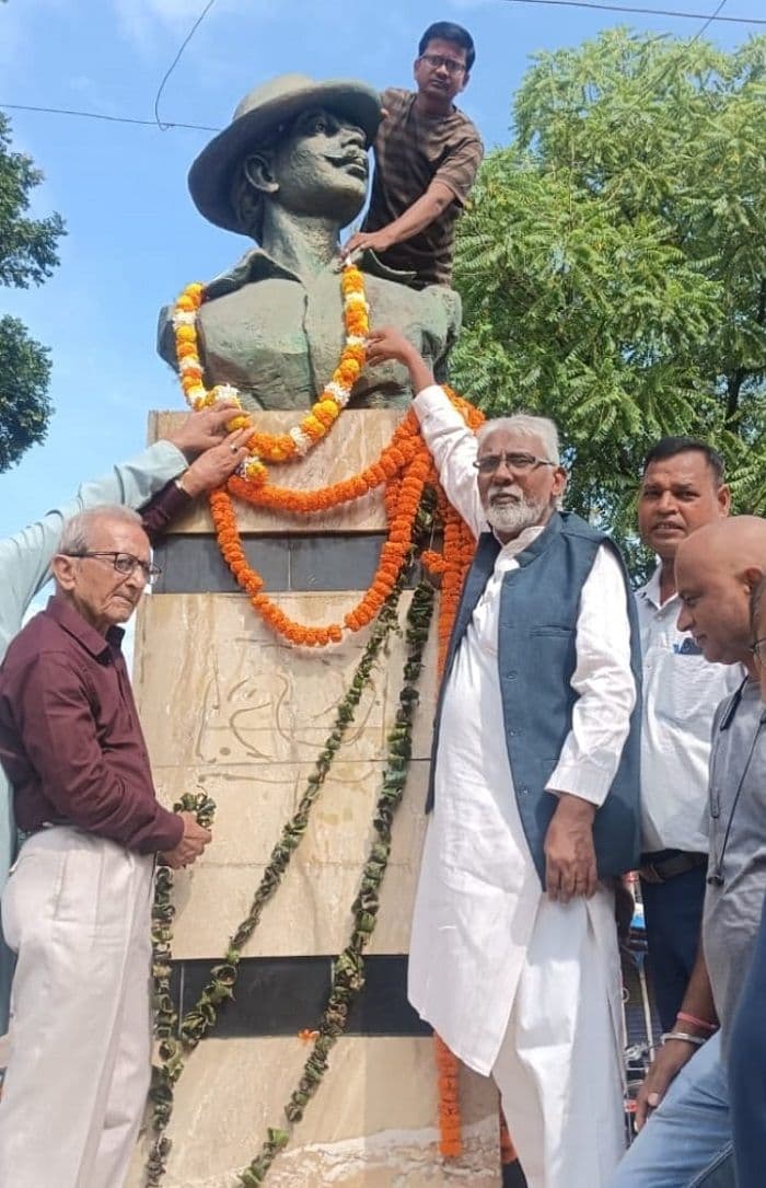 भगत सिंह की जयंती पर इप्टा एवं प्रगतिशील लेखक संघ ने भगत सिंह के विचारों के पुनर्पाठ का लिया संकल्प