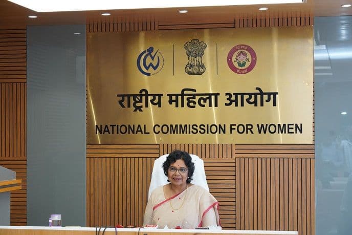 झारखंड: नाबालिग बालिका हत्याकांड पर राष्ट्रीय महिला आयोग सख्त, गठित की जांच समिति