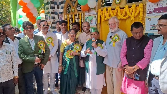 डॉ कौशल के वनराखी मूवमेंट की चर्चा अमेरिका तक, पर्यावरण के क्षेत्र में किया है बड़ा काम : जॉर्ज जेम्स