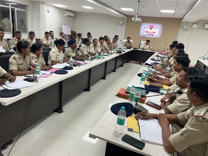 पलामू पुलिस अधीक्षक कार्यालय में क्राइम मीटिंग का हुआ आयोजन