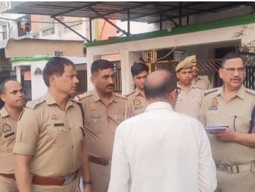 कानपुर में पिता ने जुड़वा बेटियों की बेरहमी से हत्या, गिरफ्तार