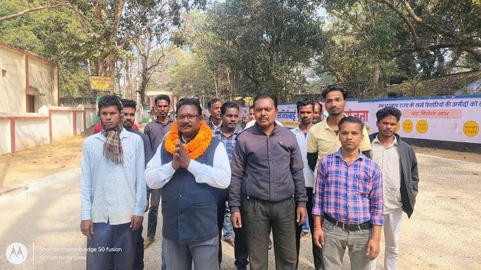 शिक्षा के अनुभव के सहारे नगर पंचायत चुनाव मैदान में उतरे भगतु नगेसिया