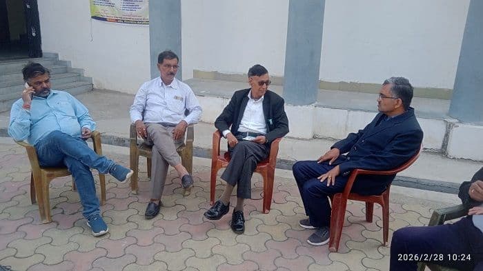 मनोज कुमार चौबे जी के समर्थन में चक्रधरपुर बार एसोसिएशन की अपील, क्रमांक 41 पर ‘ONE’ लिखकर विजयी बनाने का आह्वान