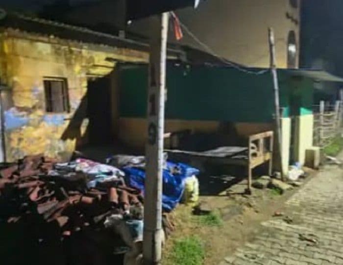 बेटे ने पिता को भूत समझकर किया हमला
