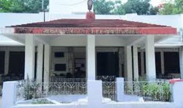 चेक बाउंस के केस में साढ़े चार लाख रुपए क्षतिपूर्ति  एवं छह माह  कारावास की सजा