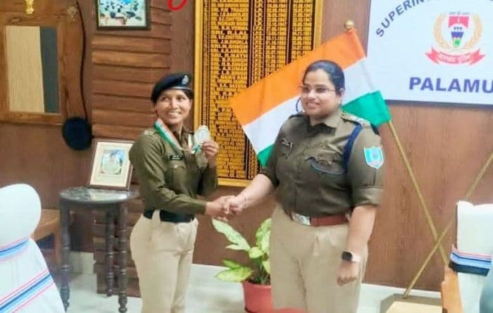 विनीता उरांव का उत्कृष्ट प्रदर्शन युवाओं के लिए बनेगा प्रेरणा स्रोत : पुलिस अधीक्षक 