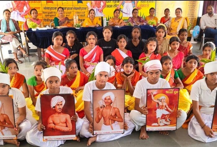 बिरसा मुंडा लर्निंग फेस्टिवल में दिखी आदिवासी संस्कृति की झलक