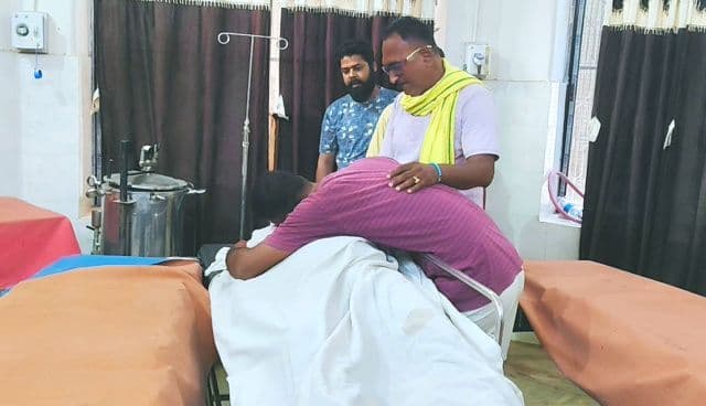 चाईबासा-जमशेदपुर मार्ग पर दर्दनाक सड़क हादसा, तेज रफ्तार स्कॉर्पियो पलटी, एक की मौत, तीन घायल